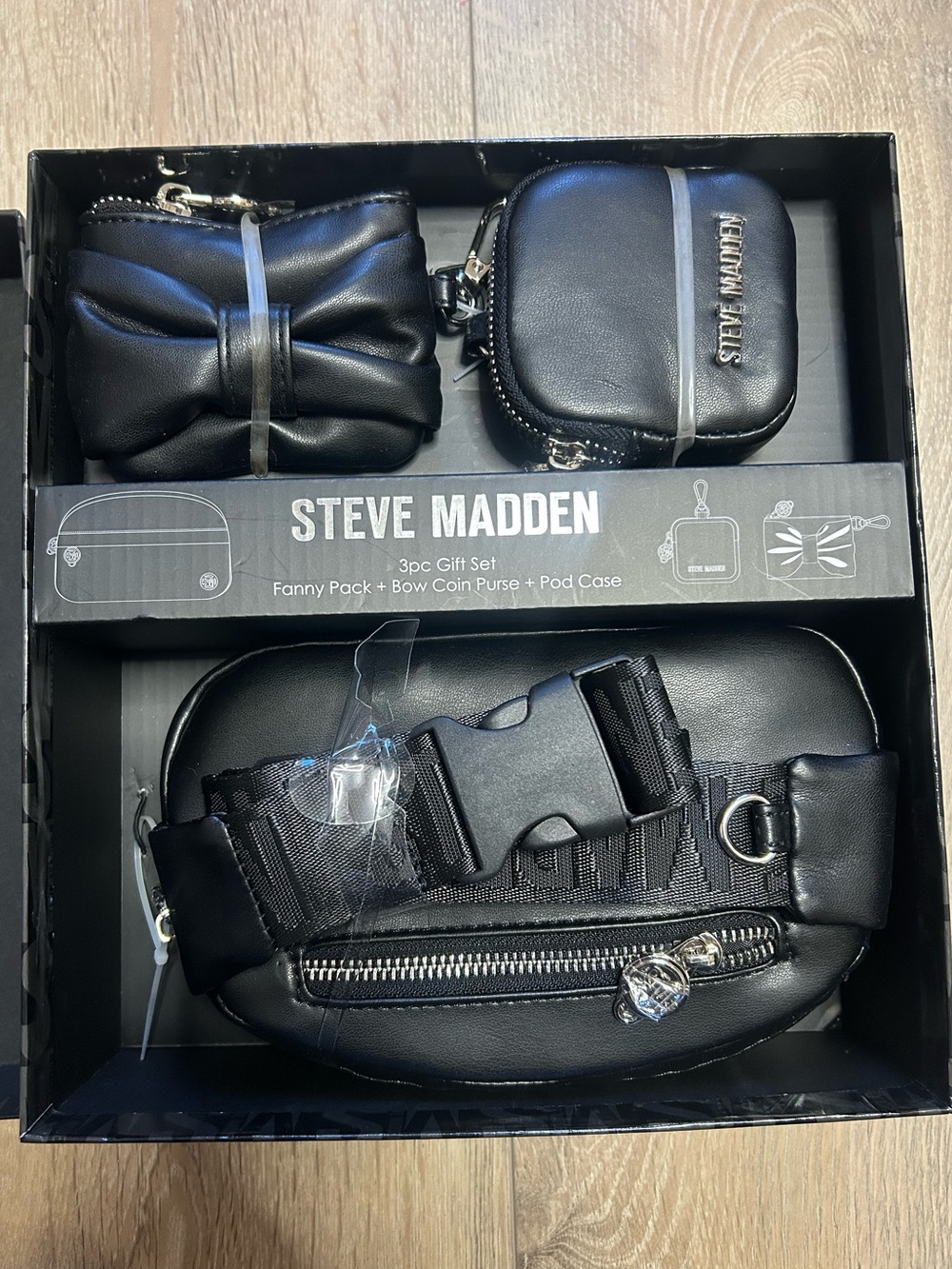 Steve Madden 3pc Black Belt Bag Fanny Pack Set Bow Coin Purse AirPods Case NWT
